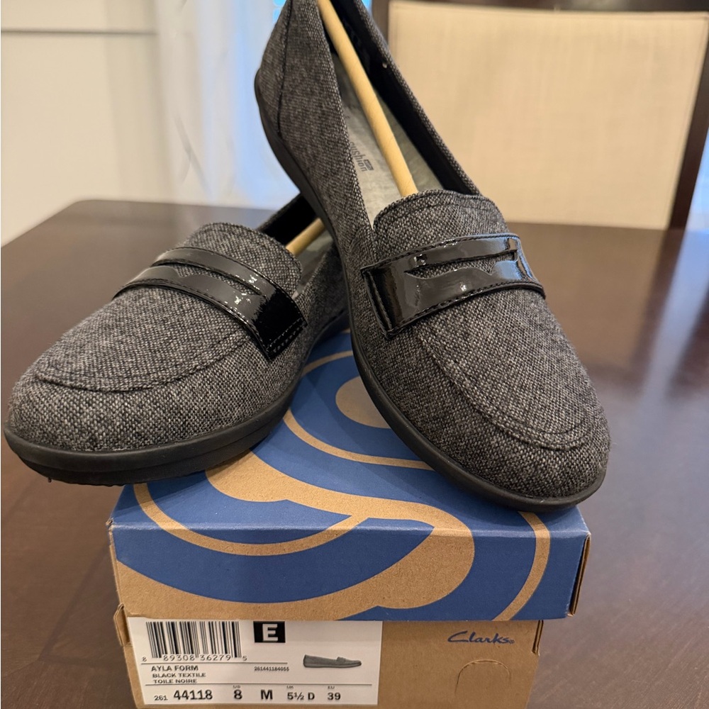 New - Clarks Women’s Ayla Form Black Textile Slip on